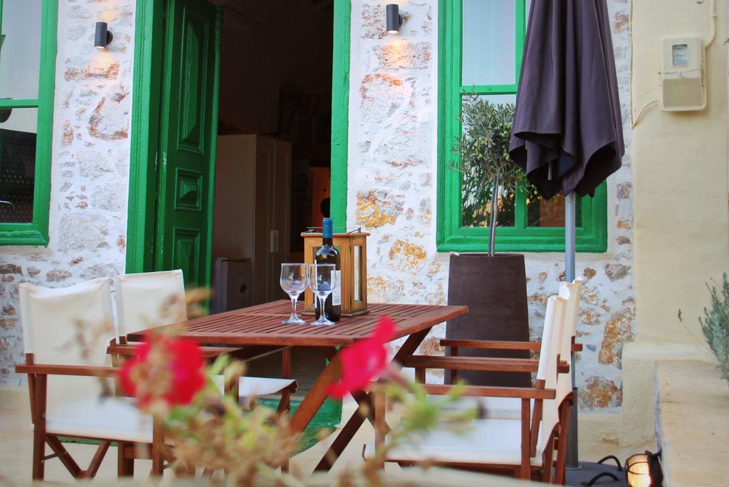 Hypate, Traditional Island Cottage Chalki Town Exterior foto